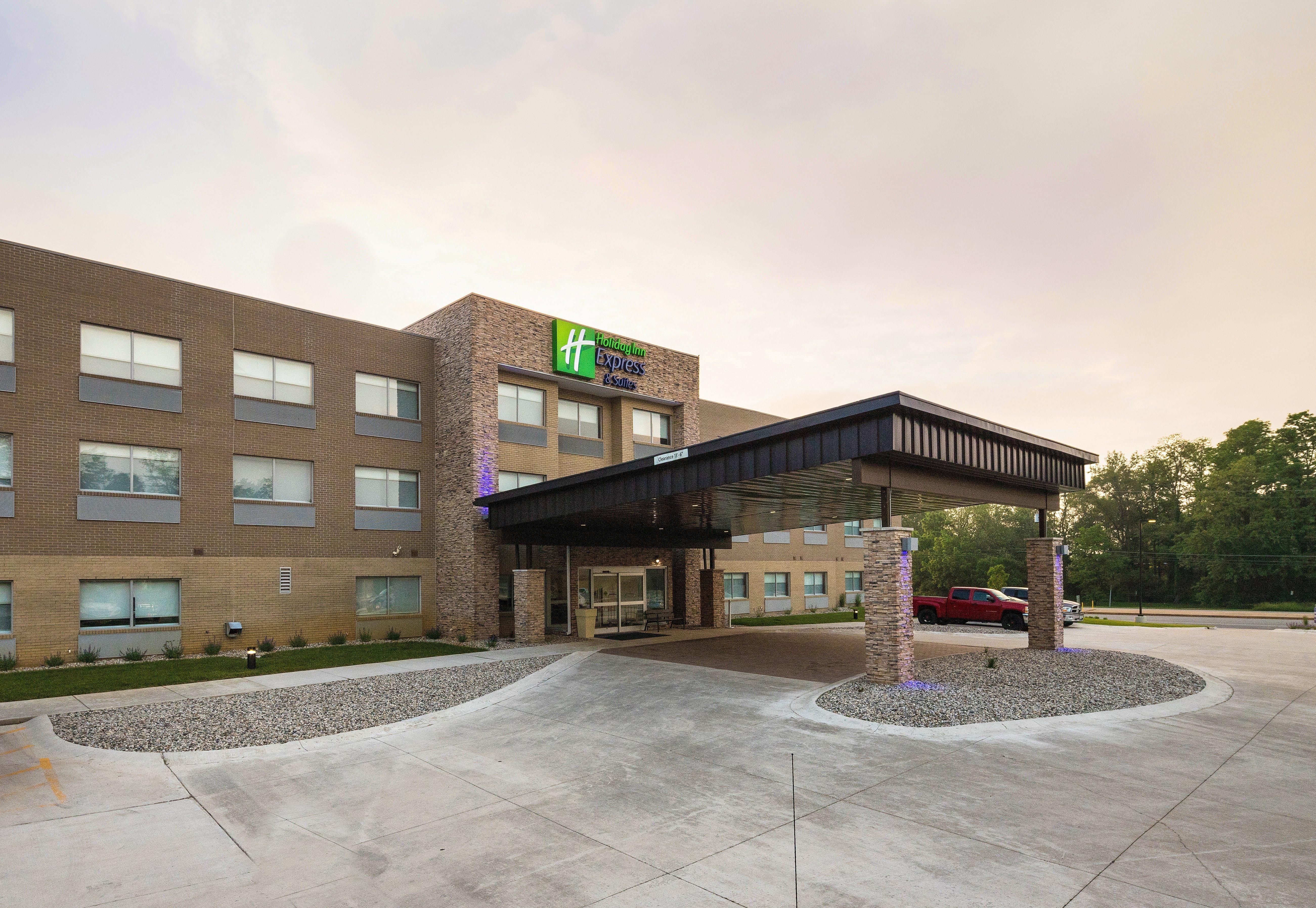Holiday Inn Express & Suites - Portage By Ihg Екстер'єр фото
