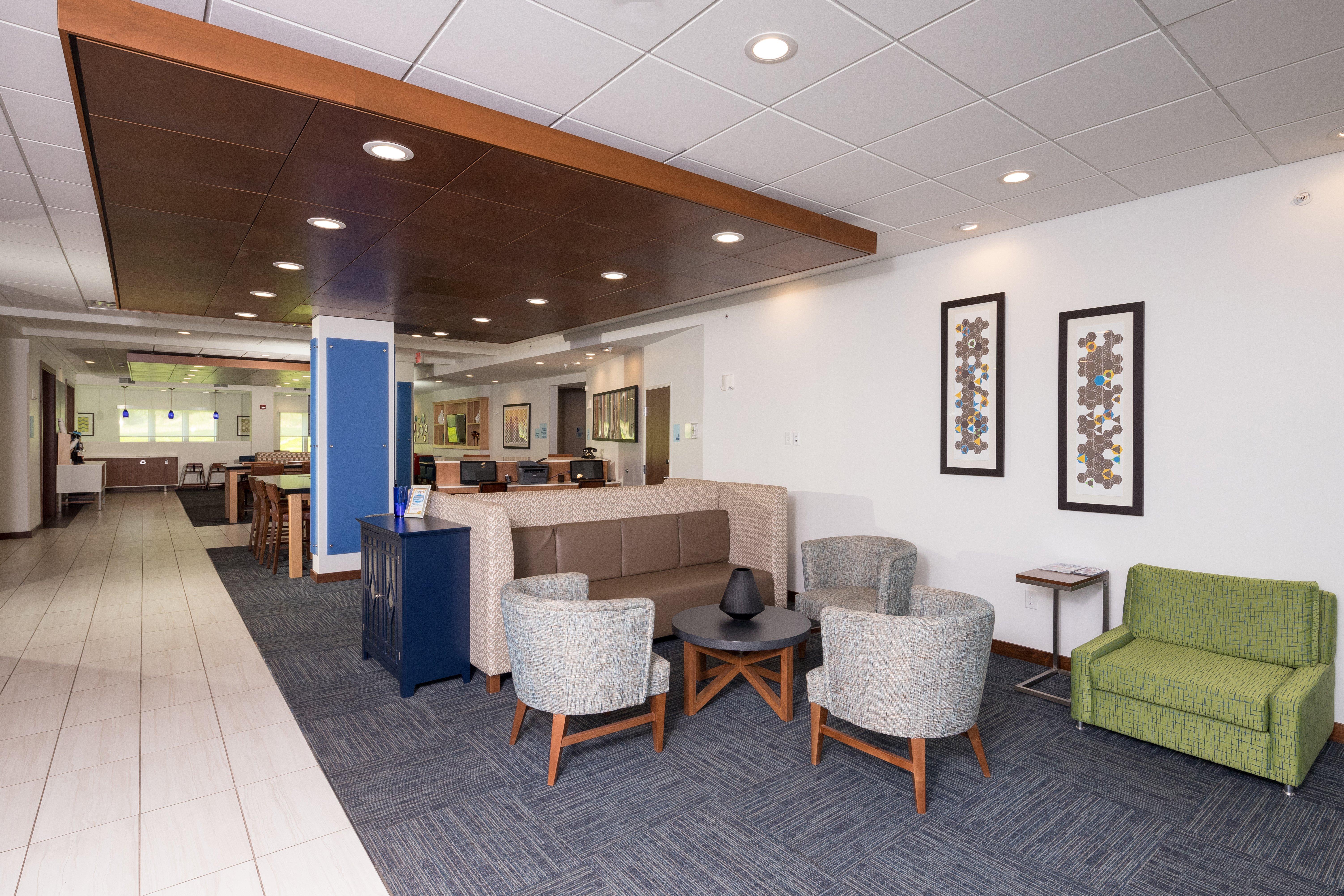 Holiday Inn Express & Suites - Portage By Ihg Екстер'єр фото