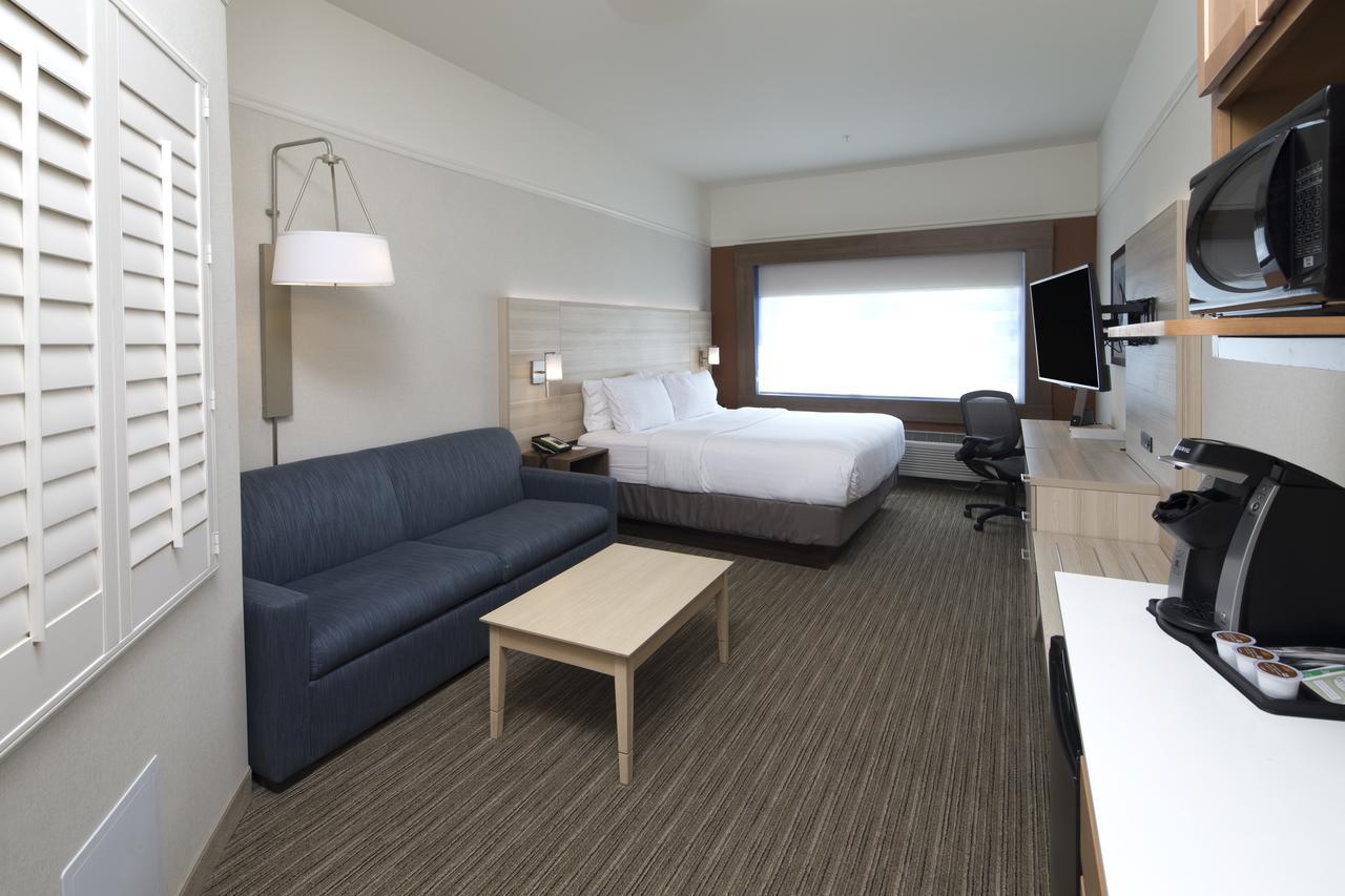 Holiday Inn Express & Suites - Portage By Ihg Екстер'єр фото