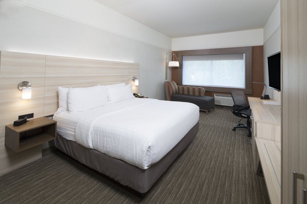 Holiday Inn Express & Suites - Portage By Ihg Екстер'єр фото